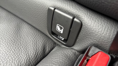 Volvo XC60 2.0 B5P Plus Dark 5dr AWD Geartronic Petrol Estate